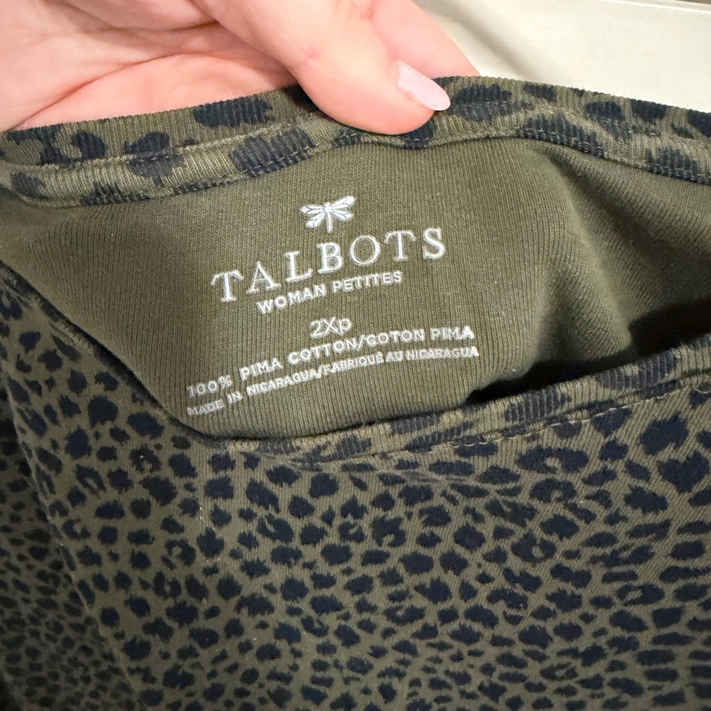 Talbots Green Leopard Tee - Picture 2 of 3
